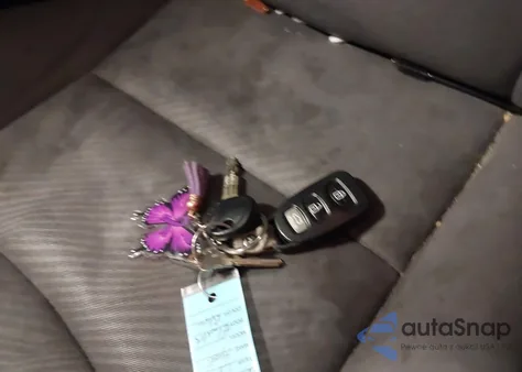 2013 Hyundai Elantra Gls z USA, uszkodzony, nr VIN 5NPDH4AE5DH384524